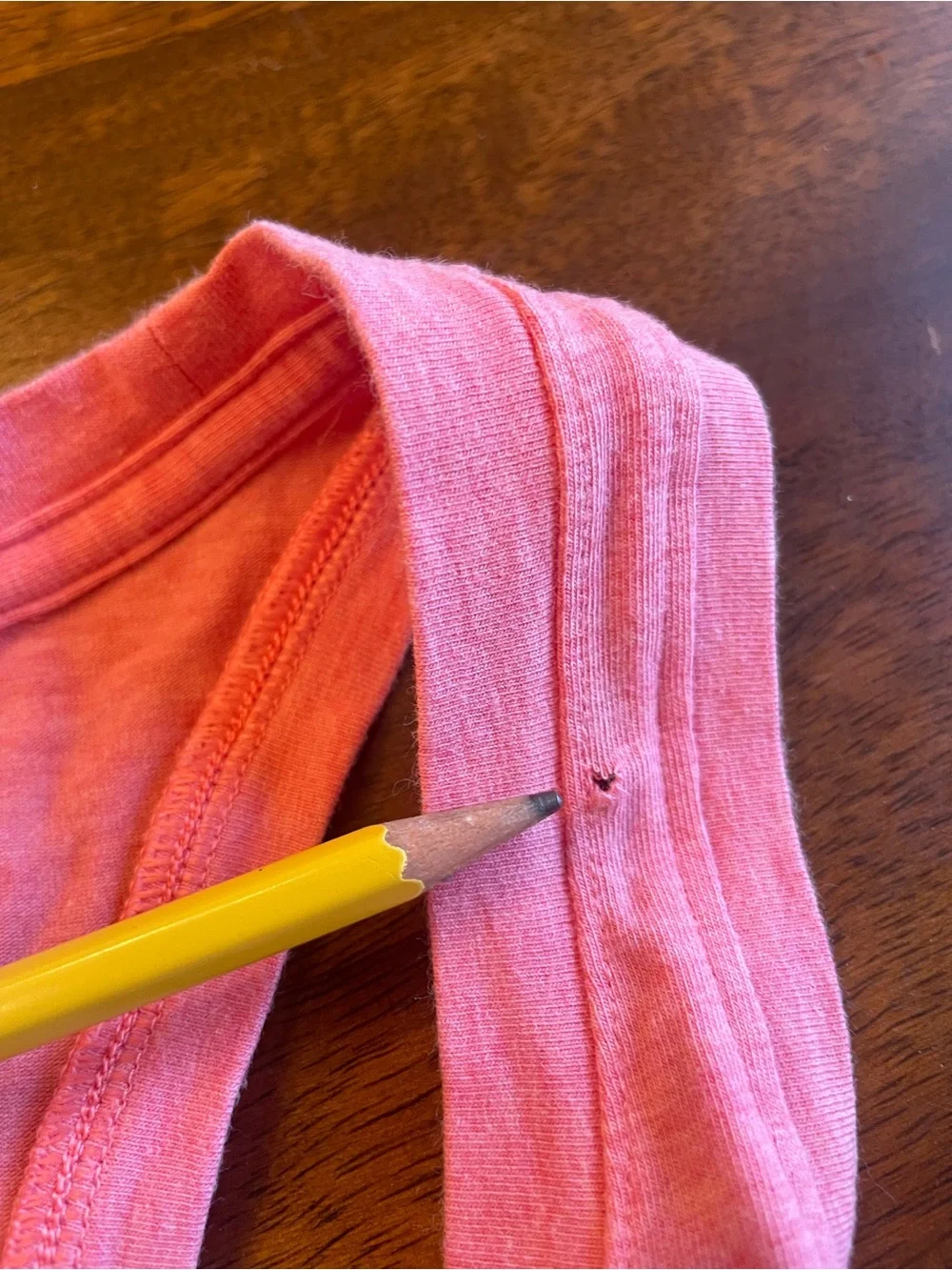 Lululemon Cool Racerback Tank Sz 6 Coral *Hole/Discoloration - Picture 3 of 5